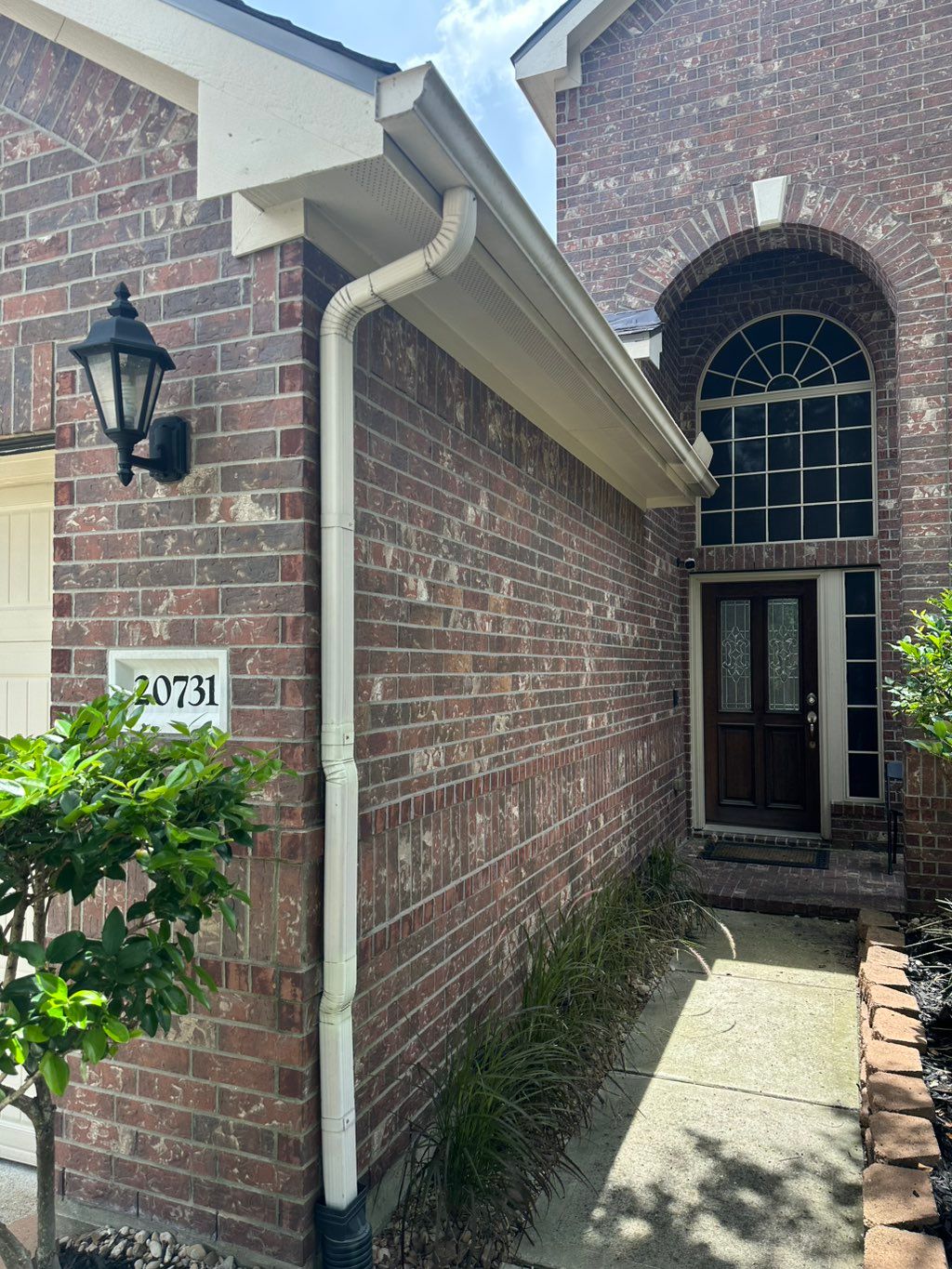 Denver Downspout Repair: Signs and Solutions for a Healthy Home
